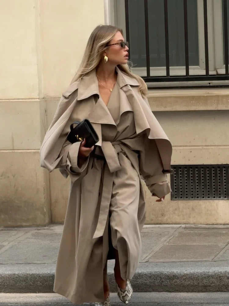Clara Elegant trench coat