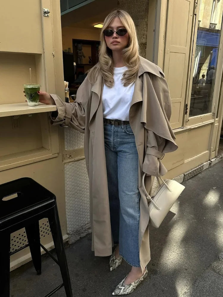 Clara Elegant trench coat