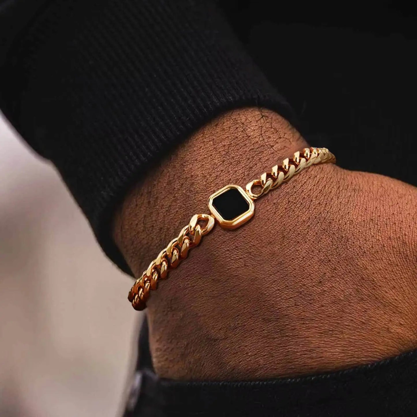 Alpin | Black stone bracelet