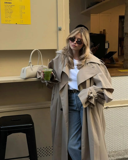 Clara Elegant trench coat